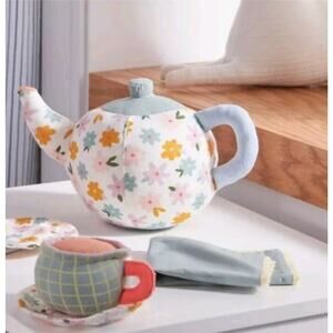 Pillowfort Tea Party Play Set 7 Pc NWT- Kids Interactive Play Tea Party Plush